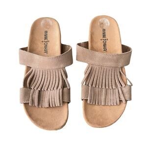 New! Minnetonka suede leather sandals fringe size 6